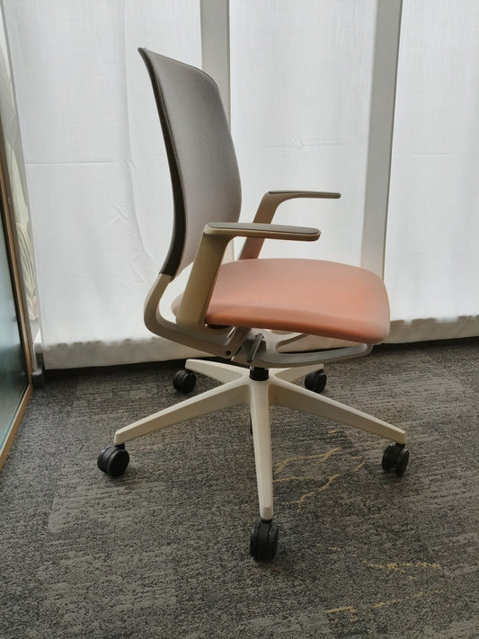 Scaun ergonomic de birou