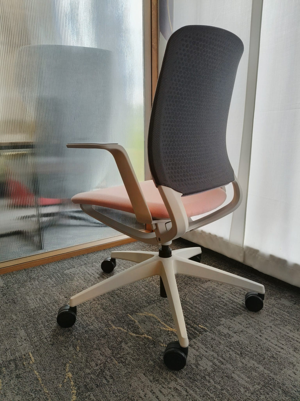 Scaun ergonomic de birou