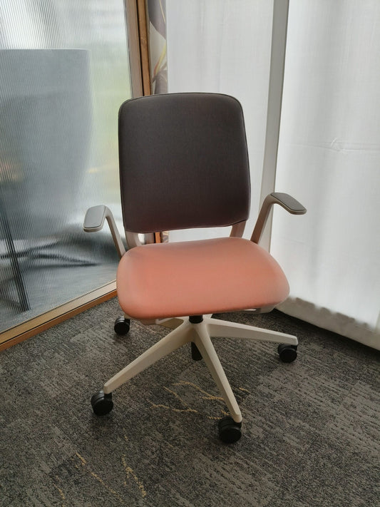 Scaun ergonomic de birou